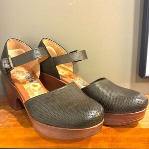 B.o.c. Born Concept Gia Clog